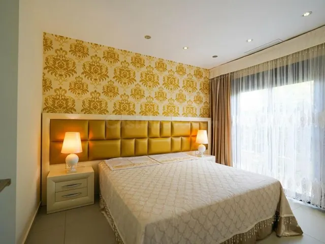 Villa 3 habitaciones 120m² en venta - Centro de la Ciudad Qu - foto 4