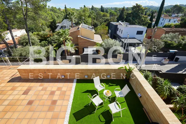 TORRE EN VALLDOREIX — 33