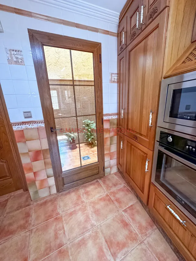 CASA DE NUEVA CONSTRUCCIÓN, AÑO 2011 EN ORIHUELA — 8