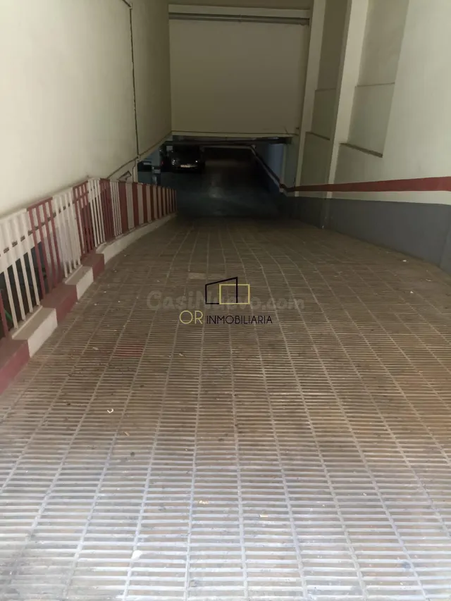 Plaza de aparcamiento en el Espirall - foto 3