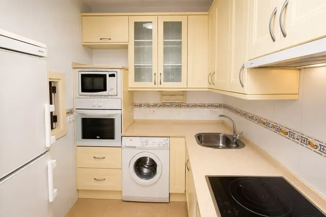 Piso 1 habitación 65m² en alquiler - Nuevos Ministerios-Ríos - foto 5