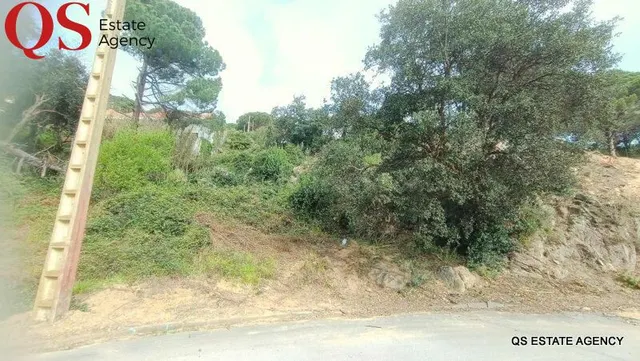 Terreno con vistas a la montaña en la urbanización Serra Bra - foto 2