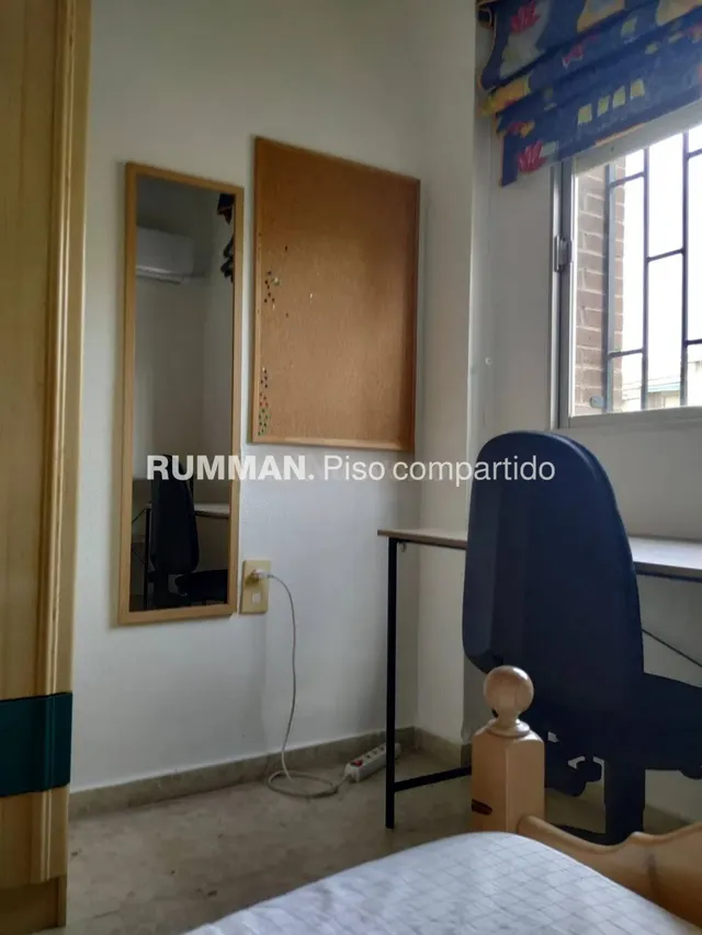 EST / Piso de CUATRO Dormitorios en Beiro - foto 3