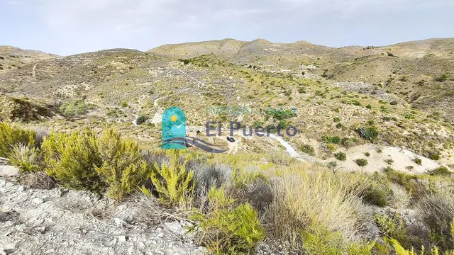 TERRENO RUSTICO CON CASA EN RUINA PARA REFORMAR — 13