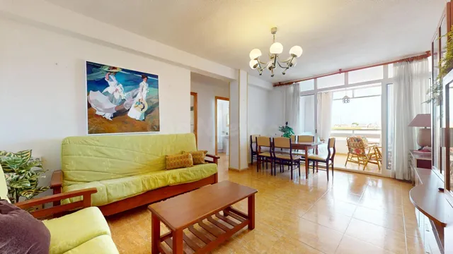 Apartamento luminoso, con ascensor y totalmente equipado a s