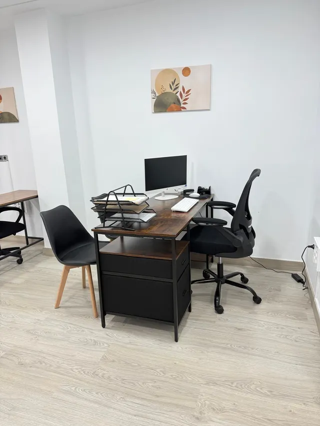 OFICINAS EN ALQUILER — 7