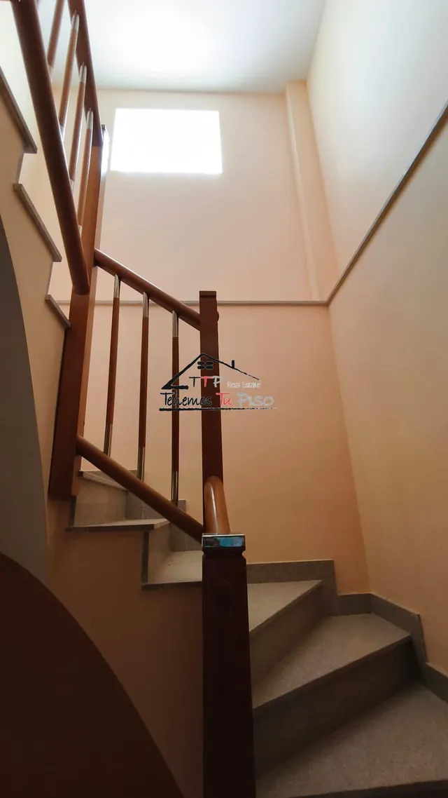 ÁTICO-DÚPLEX A ESTRENAR. 4 DORMITORIOS. 3 BAÑOS. TERRAZA DE 35M. COCHERA INCLUIDA — 20