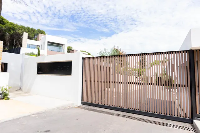 DOS ESPECTACULARES VILLAS RECIÉN TERMINADAS EN EL CENTRO DE MARBELLA — 30