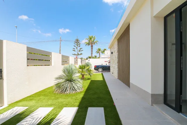 Villa 3 habitaciones 130m² en venta - Lomas de Cabo Roig — 40