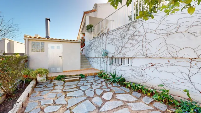 CHALET ADOSADO EN TURIS — 21
