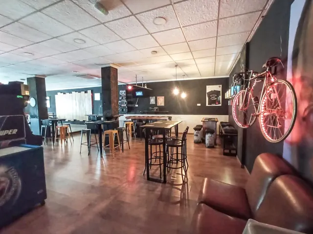 Local de 250M2 en el centro de Altea actualmente restaurante - foto 4