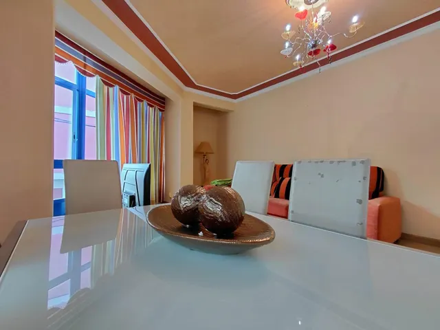 PISO A LA VENTA EN CAMBADOS — 14