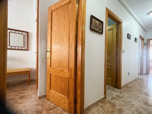 Piso en venta en Guardamar del Segura con plaza de garaje y dos terrazas — 19