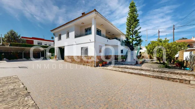 Casa o chalet independiente en Avenida del Rio Turia, Cumbre - foto 2