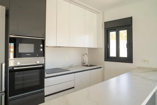 Villa 3 habitaciones 100m² en venta - Coloma — 28