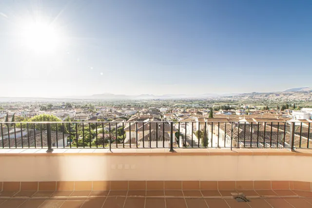Ático a la venta en La Zubia ¡en rentabilidad! — 5