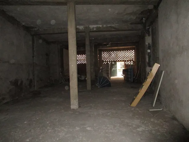 Urbis te ofrece un estupendo local comercial en venta en Garrido Sur, Salamanca. — 6