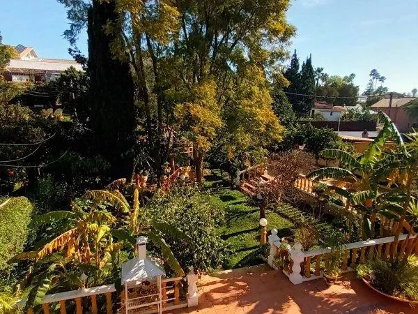 Exclusivo chalet en la prestigiosa zona de El Brillante. — 3
