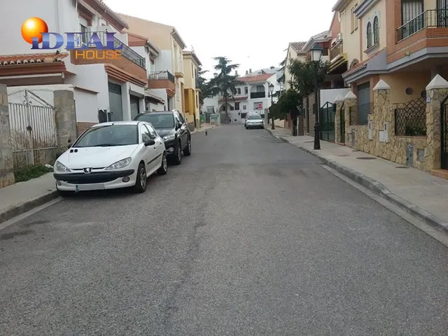Bonita parcela en Huétor Vega — 9