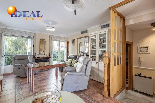 VIVIENDA con encanto en PALACIO DE DEPORTES — 9