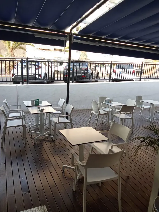 SE TRASPASA ACTIVIDAD DE BAR, HELADERÍA, PIZZERÍA Y PANADERÍ - foto 5