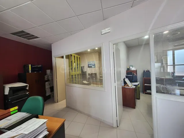 OFICINA DE 100M2 EN SAN PEDRO Y SAN PABLO — 5