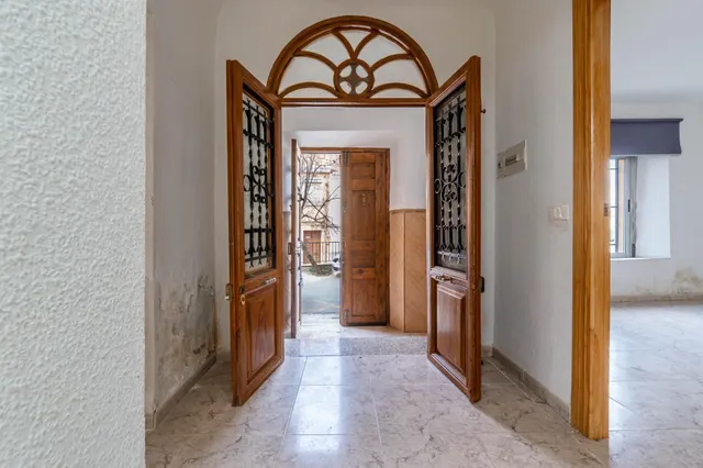 Edificio en Venta en Guadix - Oportunidad de Inversión — 38