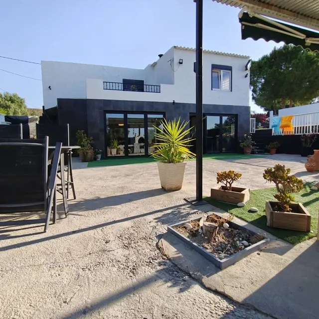 Villa 3 habitaciones en venta - Cañadas de San Pedro — 40