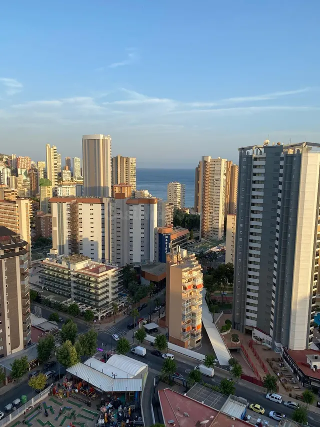 Encantador Apartamento Semireformado en Benidorm - ¡Tu Refug