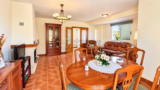 Exclusivo chalet pareado de esquina en la urbanización mira la costa – sierra helada, Benidorm — 21