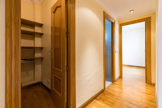 Vivienda muy luminosa en plaza Cruz Roja — 19