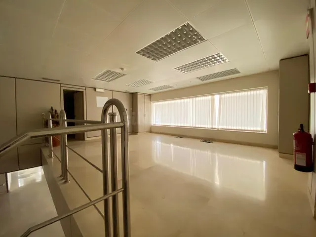 Local comercial en venta en Alicante – 256 m2 - foto 3