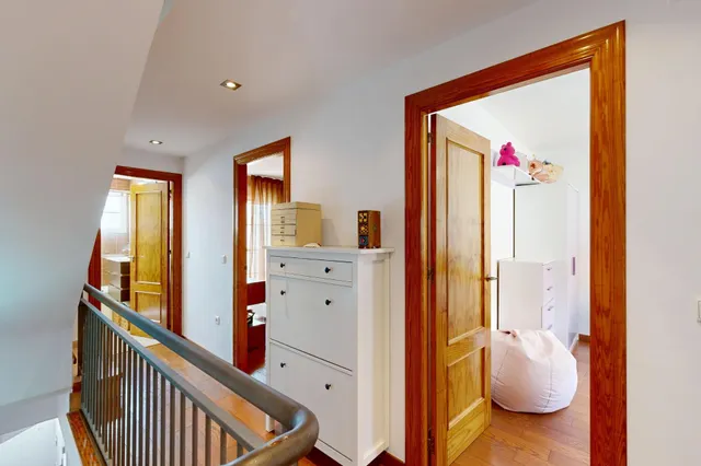 DUPLEX EN ROCHE — 43