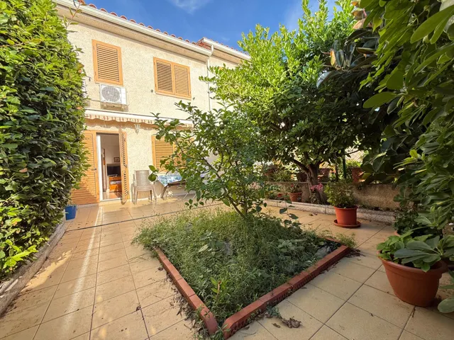 Magnífica casa adosada de 3 habitaciones, jardin privado de 30m2 y con piscina comunitaria — 10