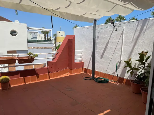 CHALET ADOSADO CON PISCINA PRIVADA EN LOS ALTOS – TORREVIEJA — 14
