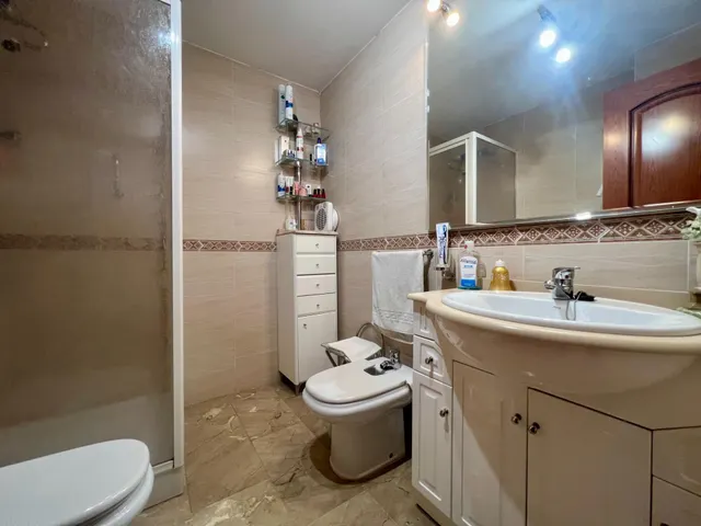 ¡espectacular piso con garaje, piscina, gimnasio y vigilancia 24 horas en calle maría maribrán! ✨ — 35