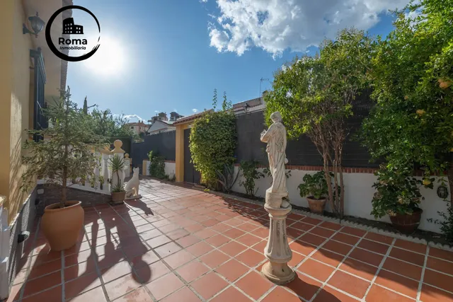 CHALET CON PISCINA Y JARDÍN A SOLO 10 MINUTOS DE GRANADA — 14
