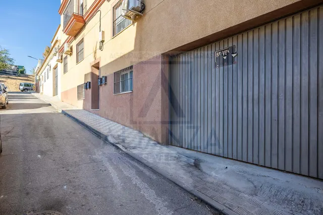 Venta de piso en Camas (Sevilla) — 37