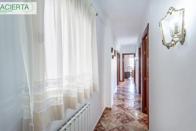 Piso señorial de 182 m2 en Avenida Madrid: amplitud, luz y posibilidades infinitas con garaje opcional. — 34