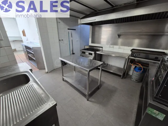 SE VENDE LOCAL COMERCIAL EN CALLE PADRE MÉNDEZ – TORRENT - foto 5