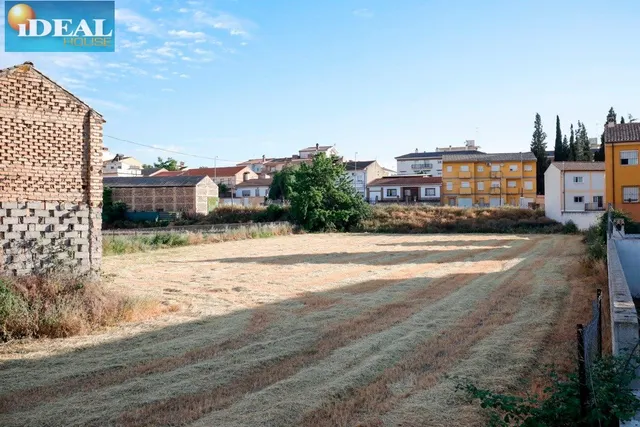 A4980J1. ¿Estás buscando terreno para invertir? ¡ ¡ Lo has encontrado!! Solar urbano con 3.441m2 — 2