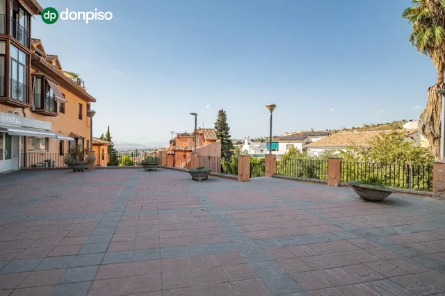 Amplio Local Comercial en Monachil - Oportunidad Única — 4
