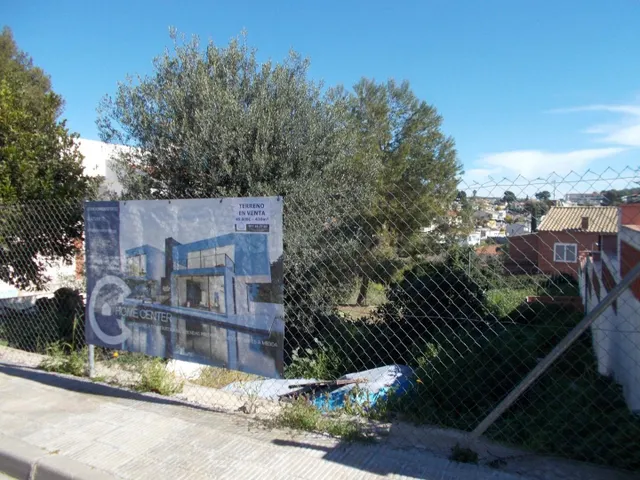 Fantástica parcela en El Vendrell - Urbanización Oasis — 4