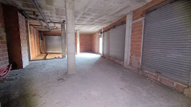 LOCAL COMERCIAL ESQUINERO EN RONDA IBÉRICA - VILANOVA I LA GELTRÚ — 3