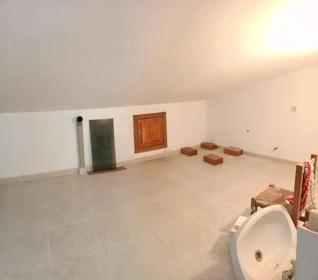 CASA FAMILIAR EN URRÁCAL ( ALMERÍA ) DE CINCO habitaciones. — 28