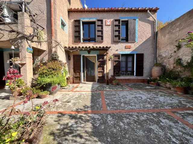 Casa 3 habitaciones 237m² en venta - Pirineo de girona