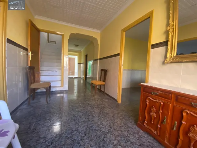 Grupo la Noria VENDE casa independiente con patio en Argamasón. Situado a 20 Kilometros de Albacete capital — 9