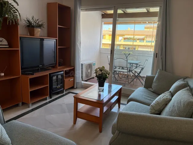 Ático dúplex · san pedro de alcántara · urbanización con piscina — 17