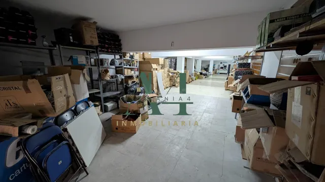 Local Almacén en pleno centro de Cáceres - foto 4