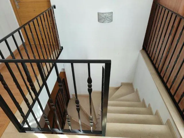 Ático Dúplex en el Corazón de Siete Aguas — 23